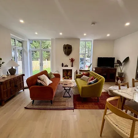 Διαμέρισμα Eden Valley By Guestz